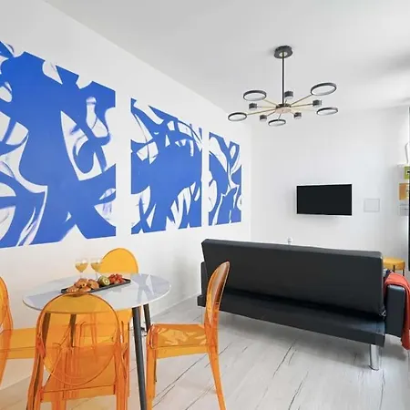 Modern Large For 3 Párizs